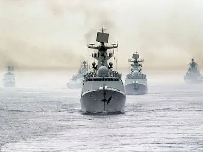 РФ відправила бойові кораблі на захід від Криму на час українських стрільб