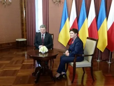 П.Порошенко встретился с премьером Польши