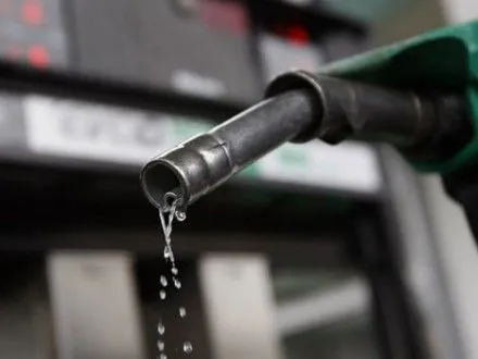 В течение октября в Украине сократилось потребление бензина на 5,3%