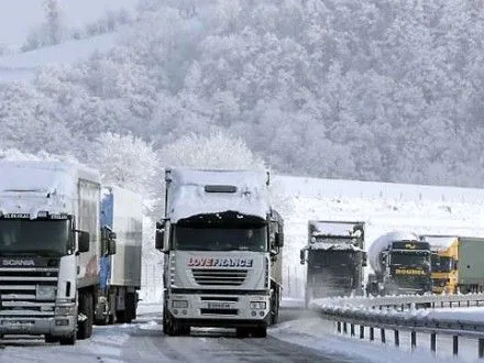 Въезд грузовиков в Тернополь ограничен из-за непогоды