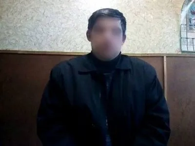 На Донеччині затримали інформатора терористів, який намагався створити ДРГ