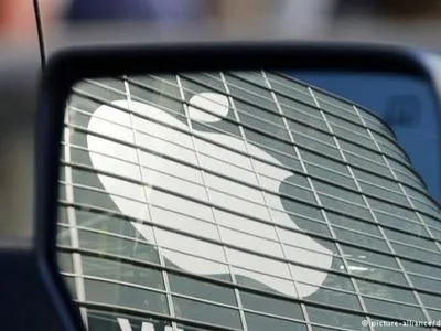 Apple підтвердила розробку безпілотних автомобілів