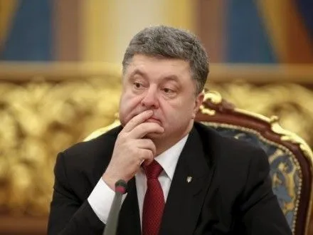 П.Порошенко прибыл на заседание фракции БПП