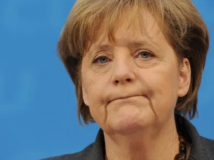 А.Меркель висловила жаль з приводу відставки М.Ренці