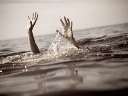 У ставку на Житомирщині втопився чоловік