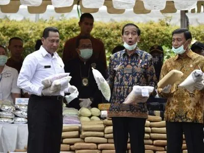 В столиці Індонезії спалили 900 кг наркотиків