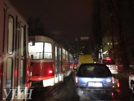 На Подоле в Киеве из-за ДТП заблокировано движение трамваев