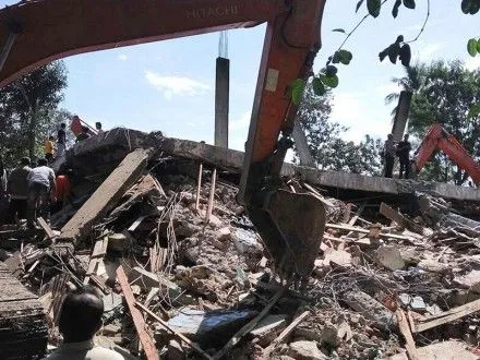 Количество жертв землетрясения в Индонезии достигло 102 человек