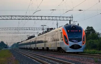 "Укрзалізниця" планує запустити потяг Інтерсіті+ до Польші 23 грудня