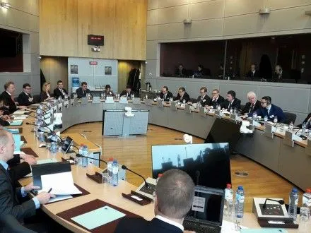 Трехстороннии газовые переговоры начались в Брюсселе