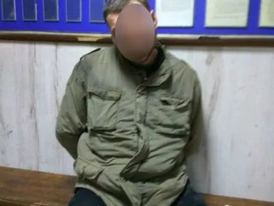 У Житомирі патрульні затримали чоловіка, який перебував у розшуку