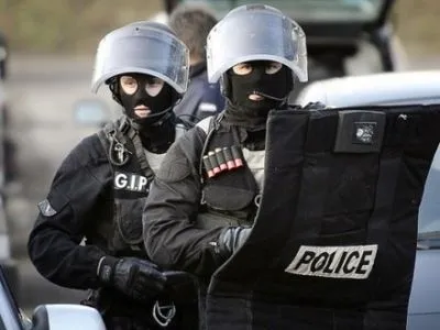 Правительство Франции предложит продлить чрезвычайное положение до июля