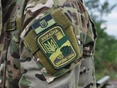 Один украинский военный ранен за сутки в зоне АТО