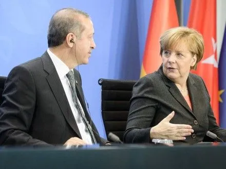 А.Меркель запропонувала Туреччині допомогу в боротьбі з тероризмом