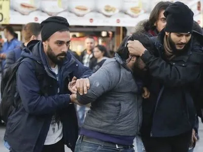 У Туреччині затримано понад 100 членів прокурдської партії