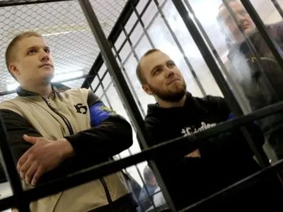 Суд продлил И.Гуменюку и С.Крайняку арест на два месяца