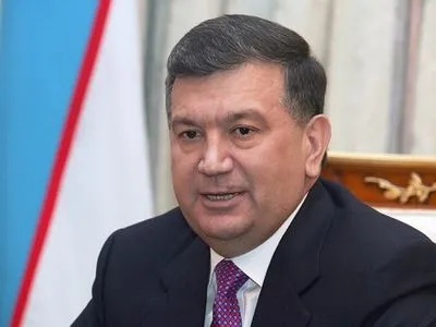 П.Порошенко пригласил новоизбранного президента Узбекистана посетить Украину
