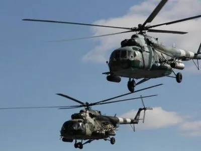 Службовці з Міноборони двічі закупили непридатні вертольоти