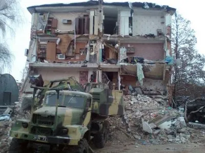Рятувальники продовжили ліквідацію наслідків обвалу будинку у Чернігові