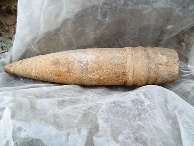 В Каменском местный житель обнаружил устаревший боеприпас