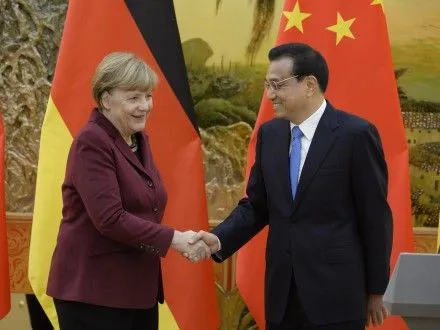 Меркель виступила за політику "одного Китаю"