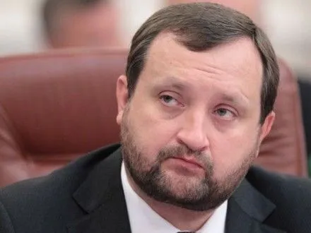 Международное рейтинговое агентство присвоило Украине "мусорный" уровень - С.Арбузов