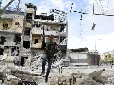 Сирийская армия на короткое время возобновила обстрелы восточного Алеппо
