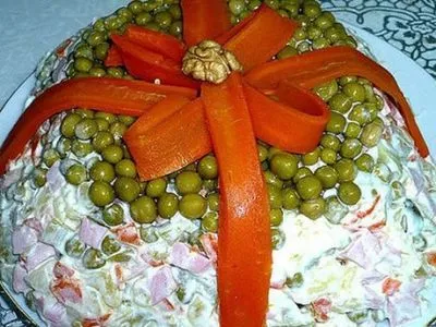 Новогодний салат "Оливье" обойдется житомирянам дороже ста гривен