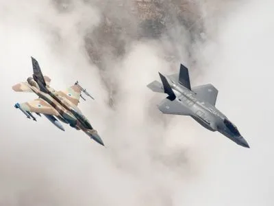 Израильские пилоты начали испытания новых истребителей