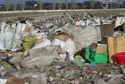 В Мариуполе опасные бытовые отходы попадают на городскую свалку