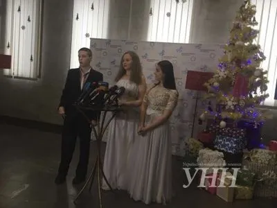 В Украинском доме начался благотворительный концерт "С теплом в сердце"