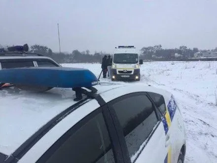 Рыбак провалился под лед в Ровно