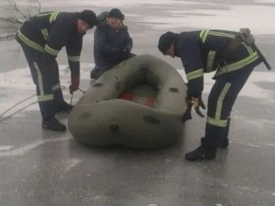 ГосЧС: на Южном Буге под лед провалился 56-летний рыбак