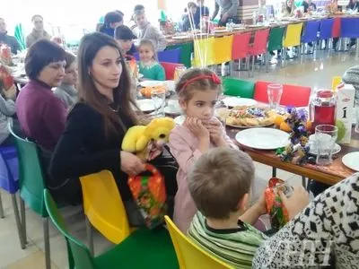 Дети участников АТО и погибших военнослужащих получили подарки ко Дню святого Николая в Кропивницком