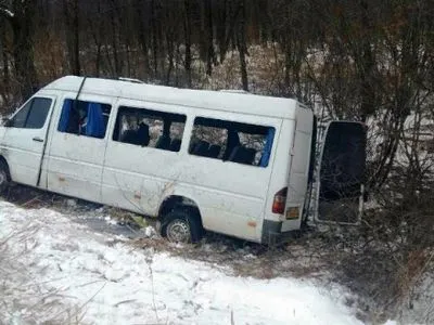 Внаслідок ДТП на Чернігівщині постраждало 18 людей