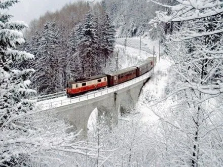 На новогодние праздники из Львова в Киев будет курсировать дополнительный поезд