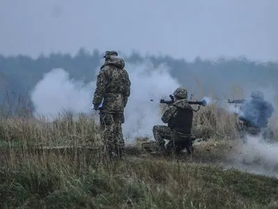 Бойовики обстріляли позиції сил АТО поблизу Новозванівки