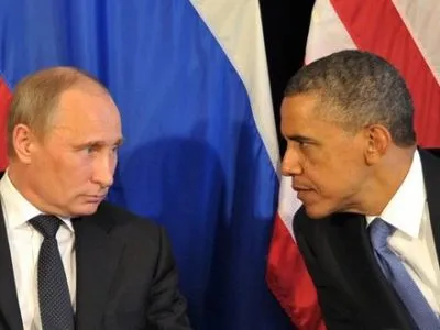 У Кремлі спростували інформацію про розмову Б.Обами і В.Путіна через "червоний телефон"