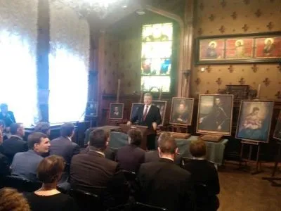 П.Порошенко передав Італії знайдені картини з Веронського музею