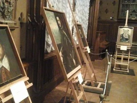 Сегодня Украина передаст итальянскому музею похищенные картины