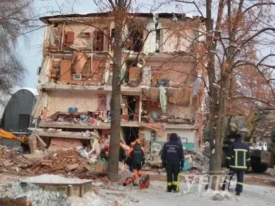 На полуразрушенное общежитие в Чернигове наложен арест