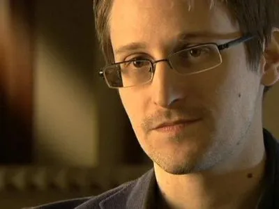 У США Е.Сноудена звинувачують у контактах з російськими спецслужбами