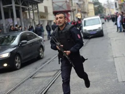 Почти 1,7 тыс. подозреваемых в связях с боевиками задержали в Турции
