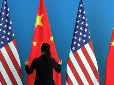 Китай предупредил об ухудшении китайско-американских отношений