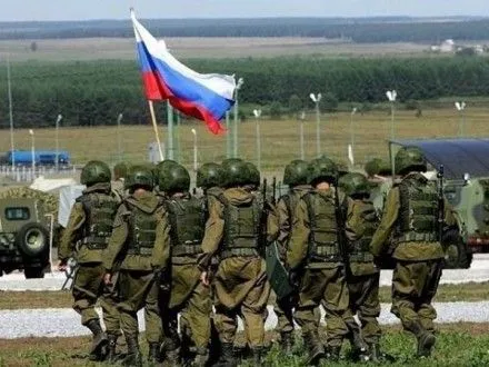 Россия превратила Крым в мощную военную базу - В.Назаренко