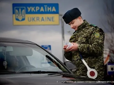 Більше шести тисяч росіян прикордонники не пропустили цього року в Україну — В.Назаренко