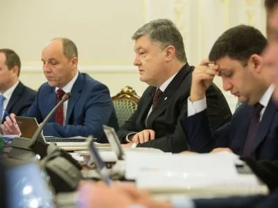За два месяца на украинские ведомства и информационные ресурсы осуществлено около 6,5 тыс. кибератак - П.Порошенко