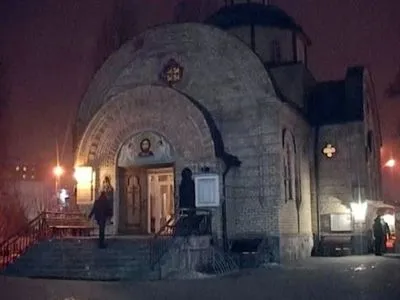 Двух несовершеннолетних задержали за разбойное нападение в храме в Киеве