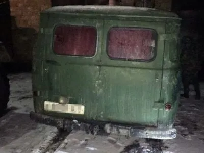 Пять нелегальных янтареискателей задержали в Житомирской области