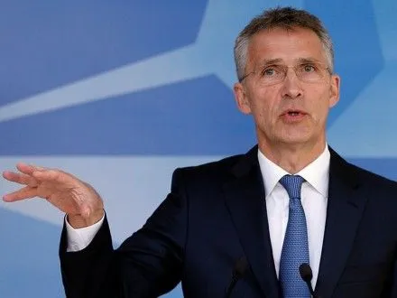 Й.Столтенберг: НАТО намагається підтримувати діалог з РФ